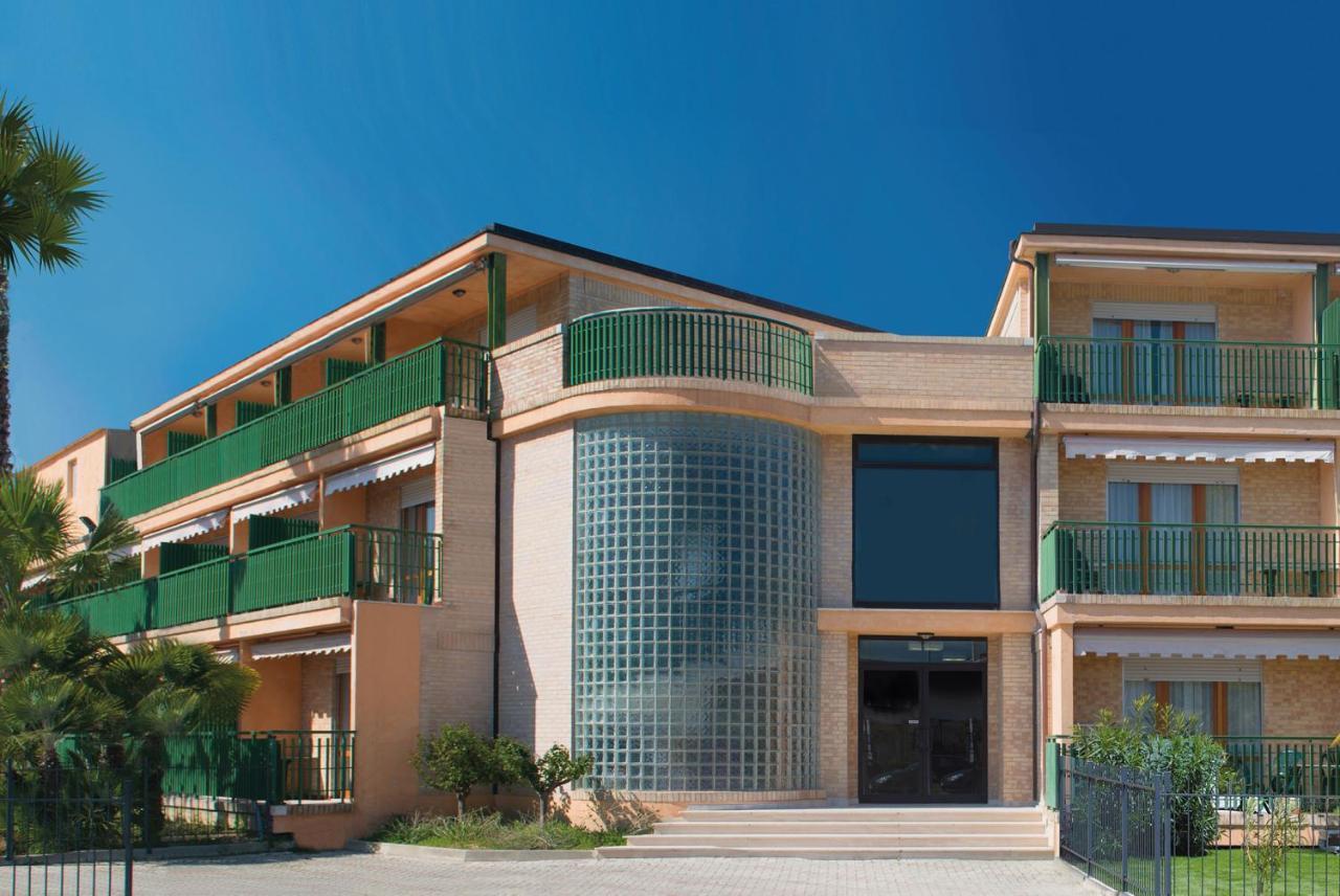 Porto SantʼElpidio Holiday Family Village חדר תמונה
